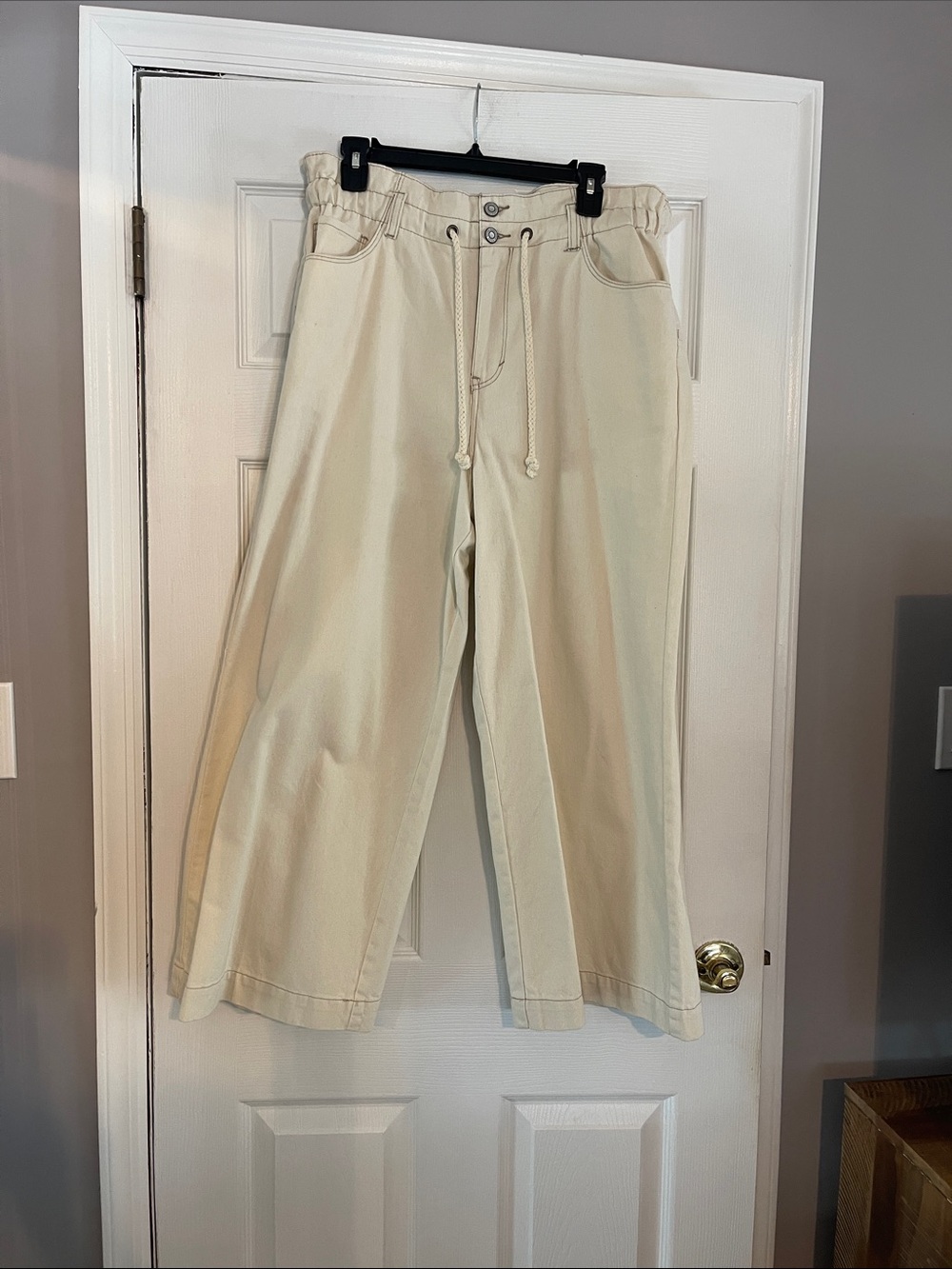 Kensie Drawstring Wide-Leg Pants in Cream